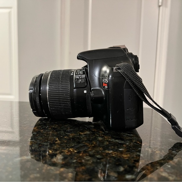 Canon EOS Rebel T3 DLSR Camera EFS 18-55mm lens (Great Starter Camera!) - Picture 6 of 9